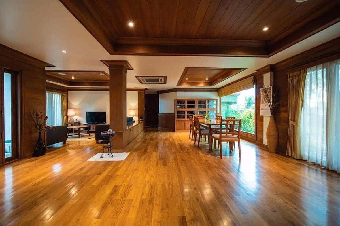 Contemporary Thai Teak House