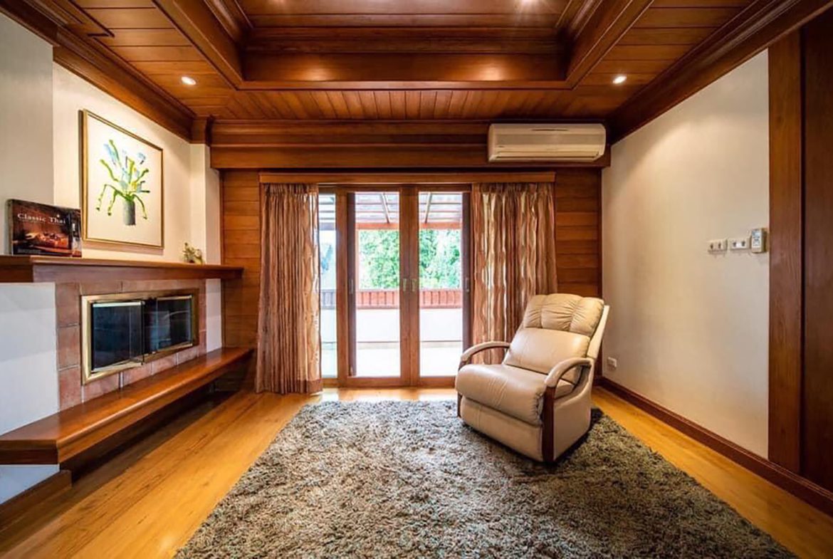 Contemporary Thai Teak House