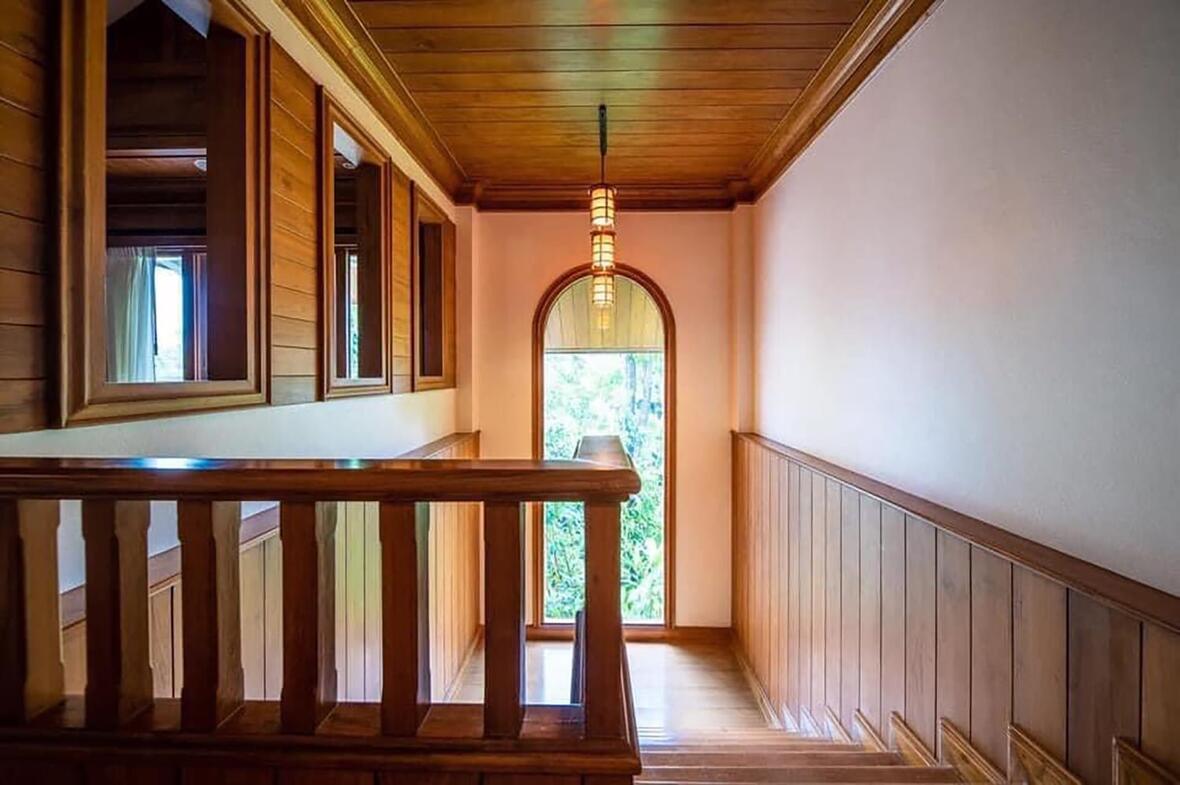 Contemporary Thai Teak House