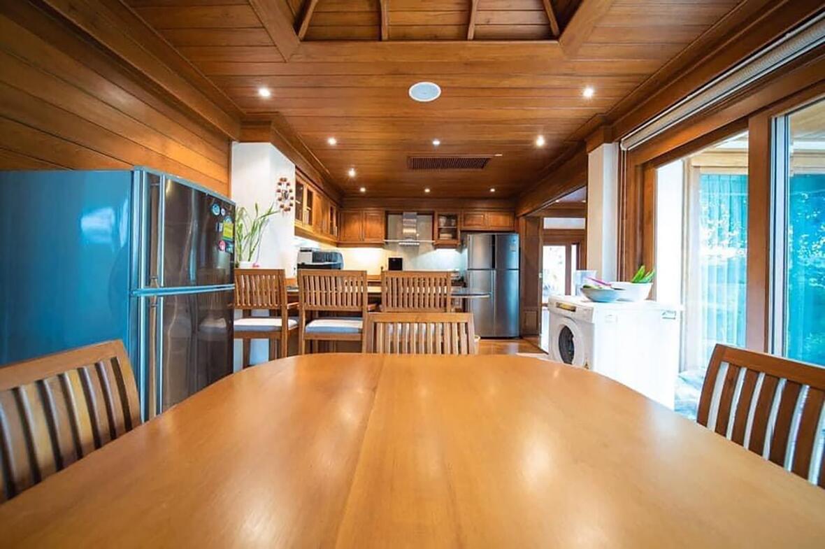 Contemporary Thai Teak House