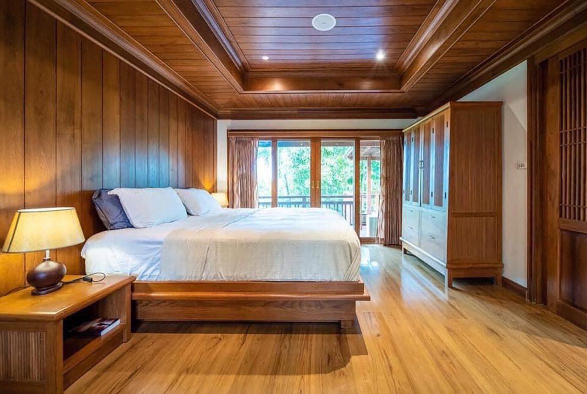 Contemporary Thai Teak House