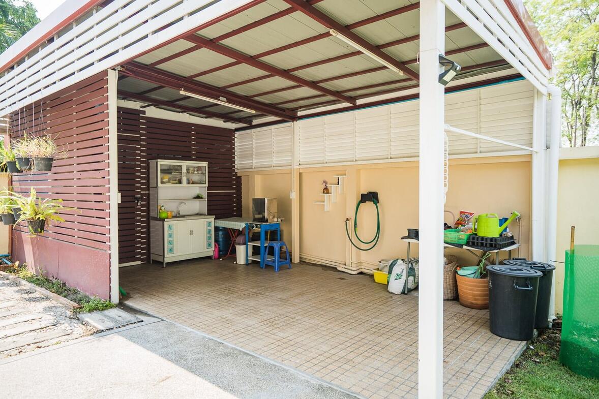 Exceptional Bungalow With Charming Garden, San Pak Waan
