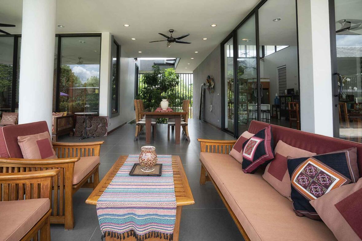 Exceptional Modern Home, Samoeng