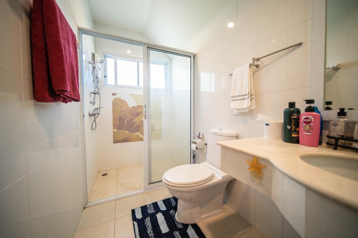 Lana Pinery, Large Family Home, Chiang Mai