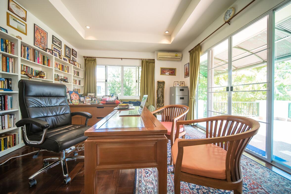 Lana Pinery, Large Family Home, Chiang Mai