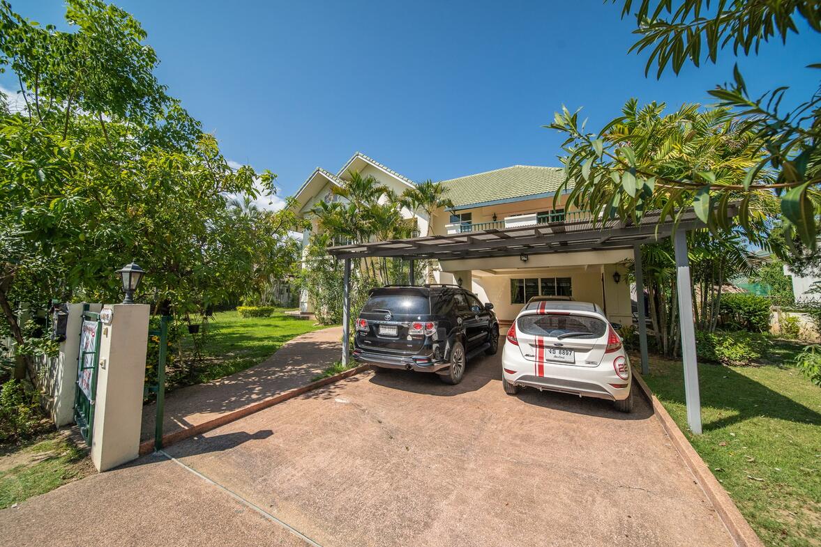 Lana Pinery, Large Family Home, Chiang Mai