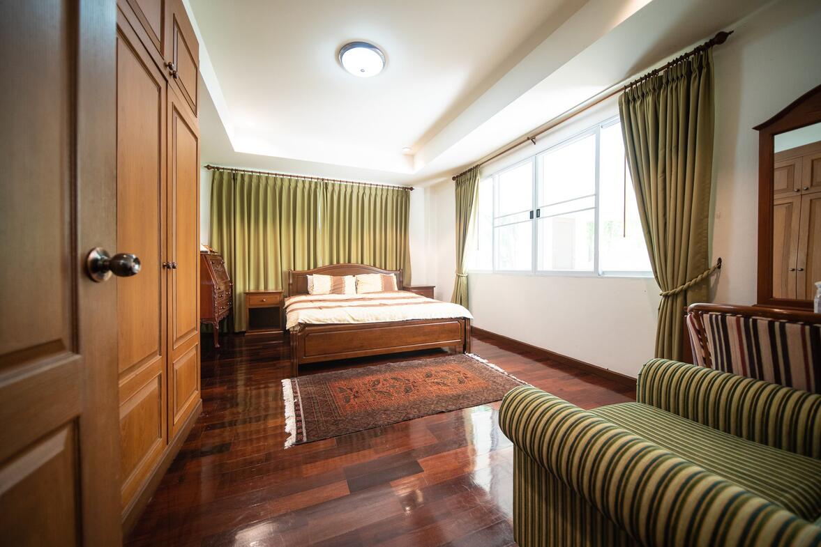 Lana Pinery, Large Family Home, Chiang Mai