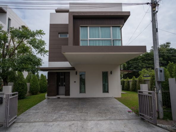 Modern, 3 Bedroom House - Chiang Mai