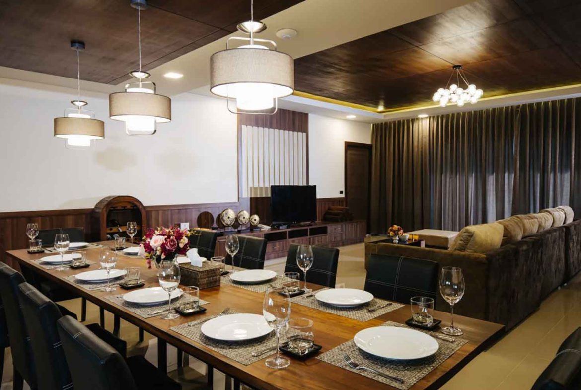 Superb Bungalow With Pool - Exclusive Development