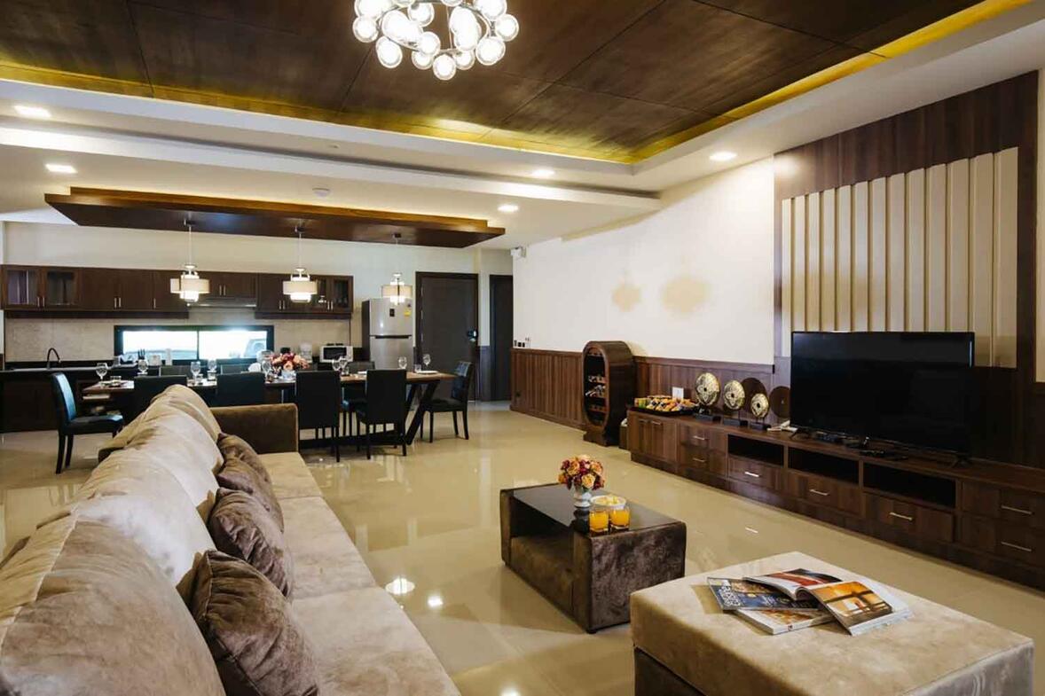 Superb Bungalow With Pool - Exclusive Development