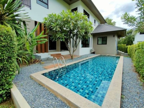 Beautiful 2-storey Modern Contemporary Pool House 5 bedrooms Only 6 km to the City Centre Chiang Mai