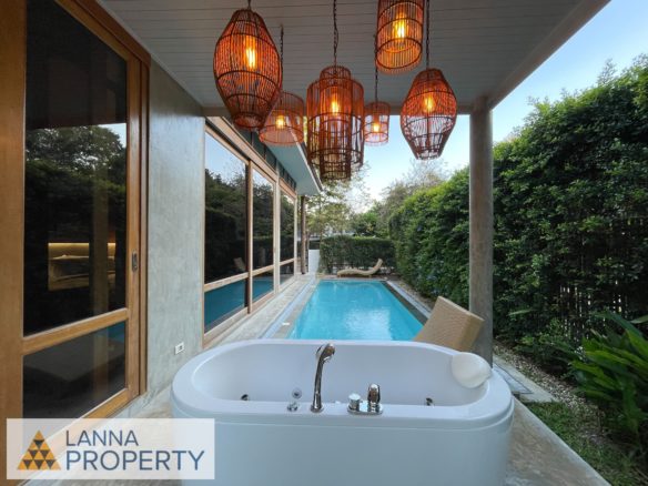 Beautiful Modern 1 Bedroom Pool Villa 5 minutes to Nimman