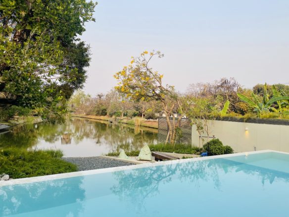 Brand New Beautiful Luxury Modern Lake Front Pool Villa in City 10 minutes to Nimman